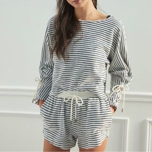 NWT Anthropologie Willa Lounge Set Striped Lace Up Sweatshirt & Shorts Large NEW